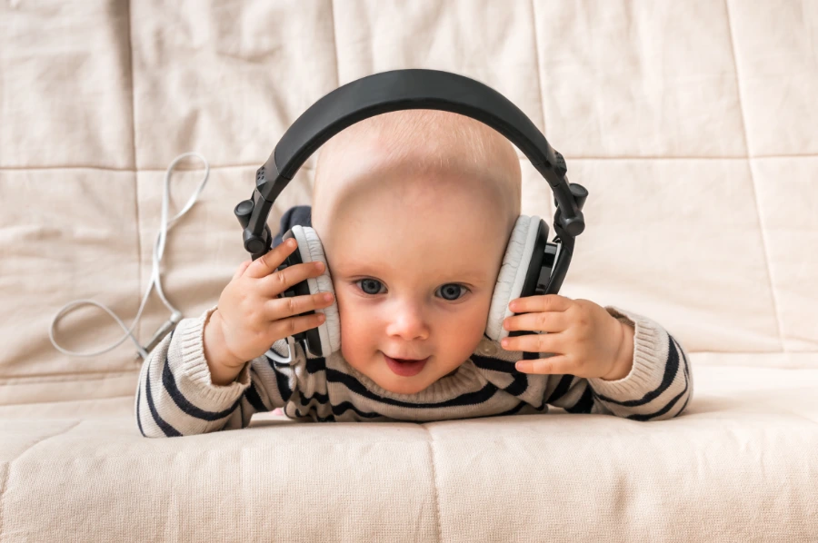 Ontspannen momenten: hoe muziek de stemming van je baby beïnvloedt