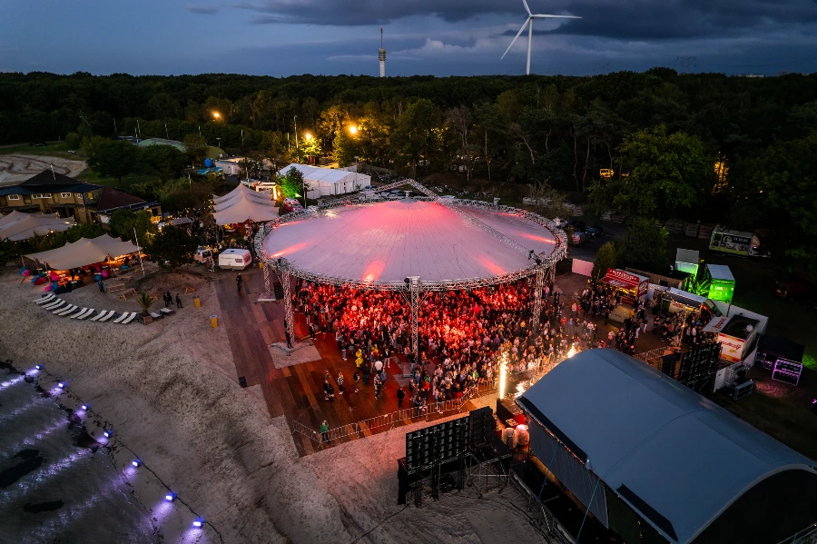 voordelen evenementenbureau voor een vlekkeloos jubileumfeest op locatie